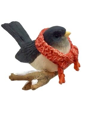 Hallmark 1998 “Warm and Cozy” Christmas Ornament